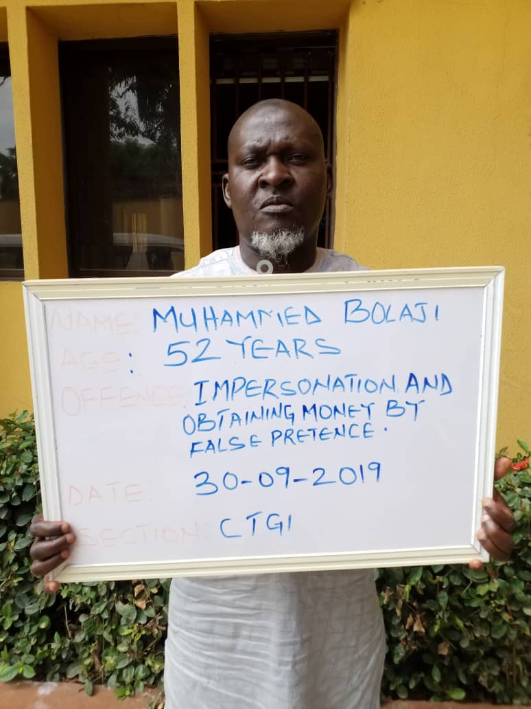 EFCC, fake lawyer