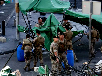 Lebanon Protests: Major roads reopen after Prime Minister resigns