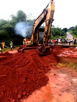 Anambra hires 14 contractors to intervene on failed roads