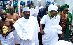 PHOTOS: Conferment of Odole-Oodua on Sir (Dr) Adebutu by Ooni