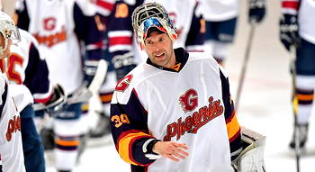 Petr Cech named ‘man of the match’ after saving penalty in ice hockey debut