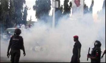 Policeman allegedly suffocates asthmatic patient to death with teargas
