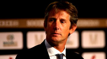 Van der Sar applauds Dutch league cancellation