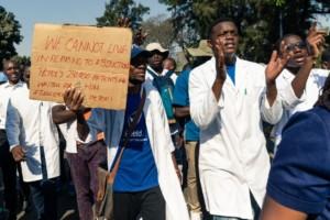 Zimbabwe doctors continue strike despite court ruling to resume work