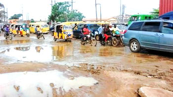 Lagos road repairs to begin, as contractors move to sites