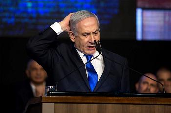 Gaza rocket sends Netanyahu to shelter during campaign rally