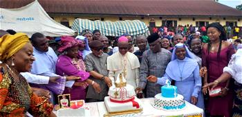 Excitement as Archbishop Okeke celebrates  66th birthday with Onitsha prison inmates