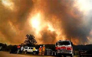 Australia braces for record-breaking summer as bushfires intensify