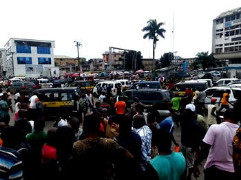 Heavy protests in Imo, over extortion by task forces on bus drivers
