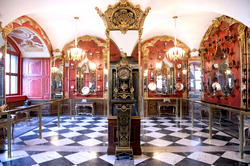 Museum Heist: German police offer reward for stolen jewels