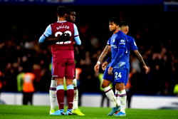 West Ham ease pressure on Pellegrini with shock Chelsea win