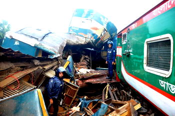 At least 16 dead after two packed trains ripped apart in crash