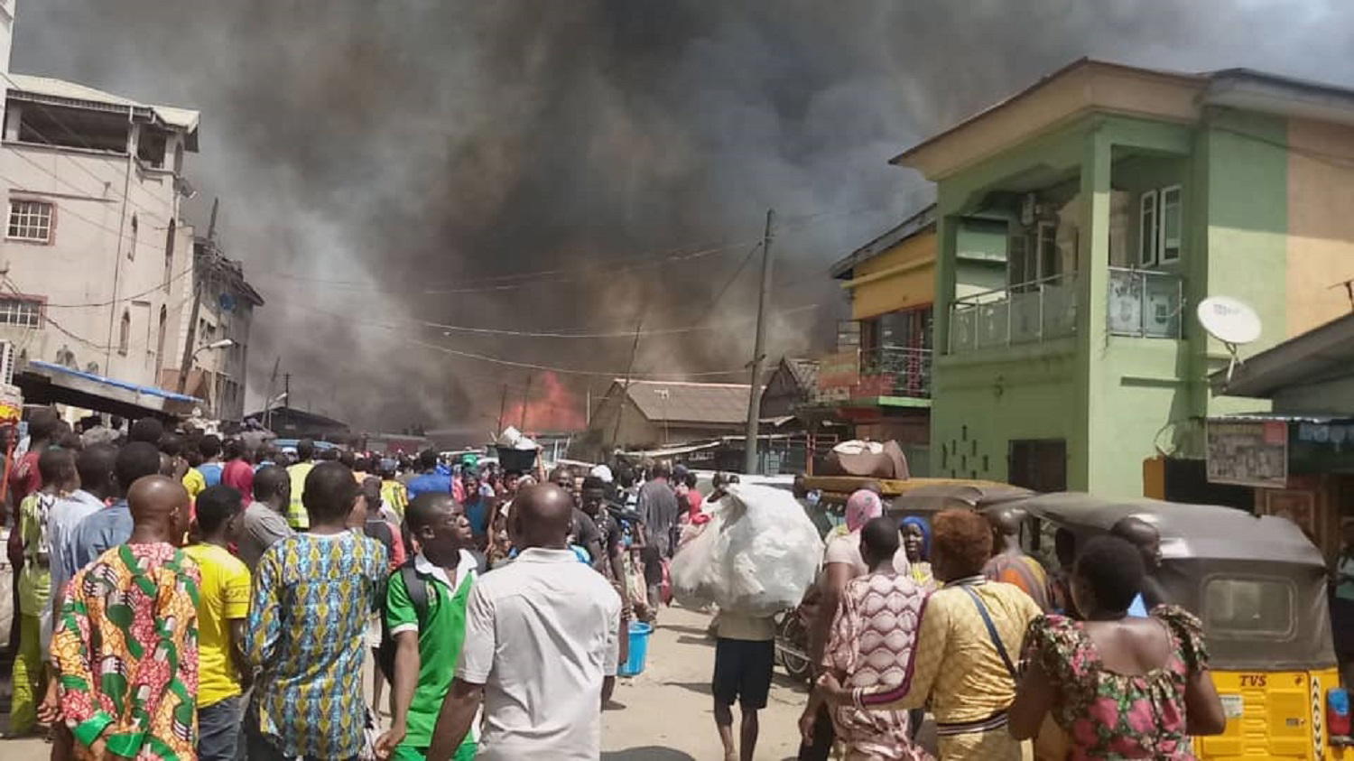 Just in: Another fire guts building in Ebute-Metta
