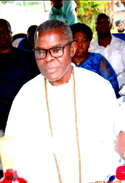 Ukubeyinje a dispenser of English and Itsekiri languages alike