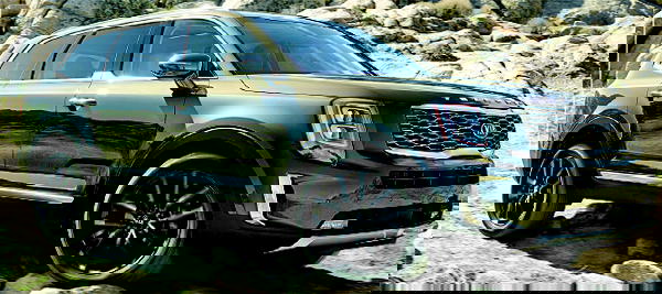 Kia’s new largest SUV Telluride makes waves, beats competitors