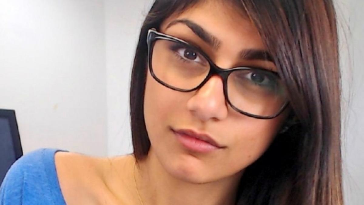 Mia Khalifa Hard Work - Mia Khalifa reveals how she was manipulated into working in porn