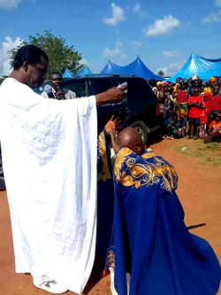 Bishop Sam Zuga gifts King of Ejule brand new Lincoln navigator SUV