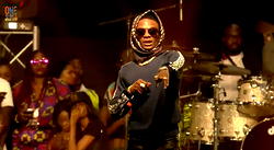 VIDEO: Moment Wizkid grabbed Tiwa Savage’s bum on stage in Dubai