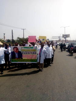 Doctors protest killing of colleague, demand justice