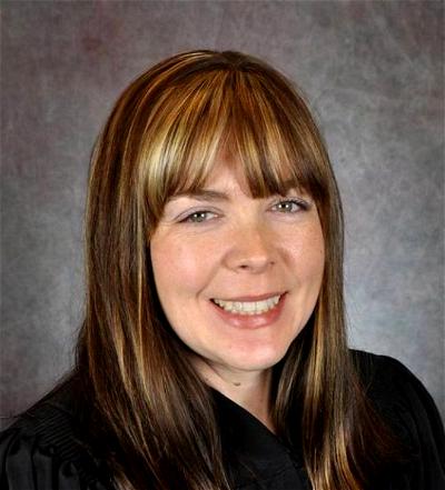 Judge accused of having threesome in her chambers with lawyers