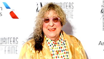 ‘Friends’ theme songwriter dies aged 72