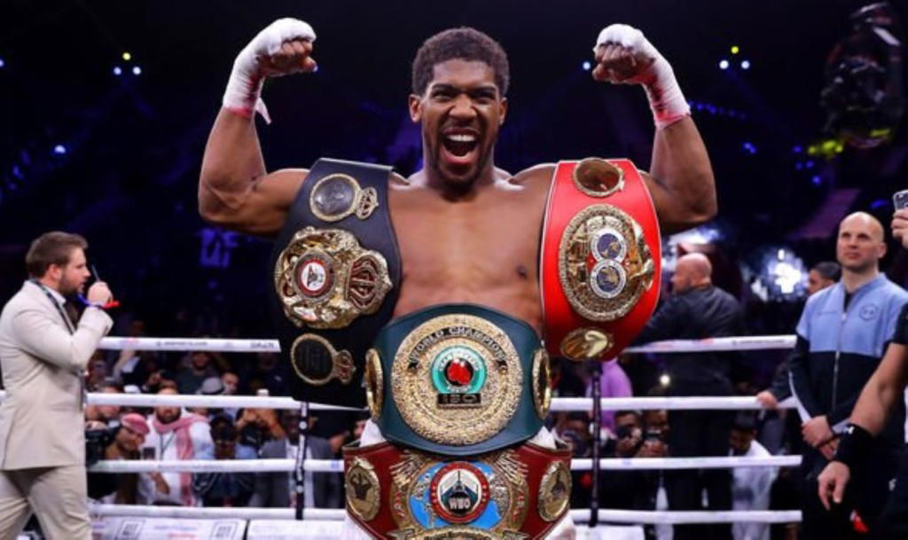 Anthony Joshua, Mike Tyson