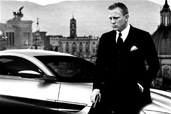 With ‘No Time to Die,’ Daniel Craig’s license as James Bond expires