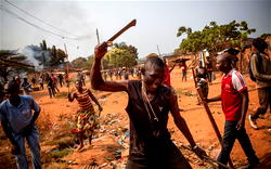 Clashes between militiamen, traders kill 30 in Central African Republic