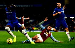 Chelsea return to form as Mount, Abraham sink Villa