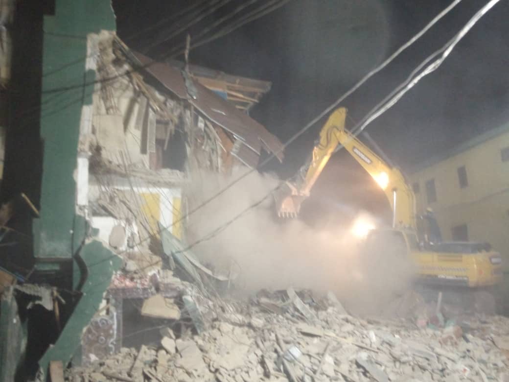 LASEMA begins demolition of distress buildings in Lagos