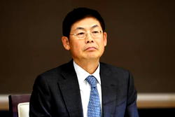 Samsung Elec board chairman jailed on union-busting charge
