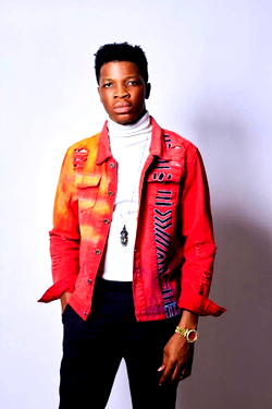 Renowned OAP ‘Emmcee RNB’ grabs Radio personality of the year Award