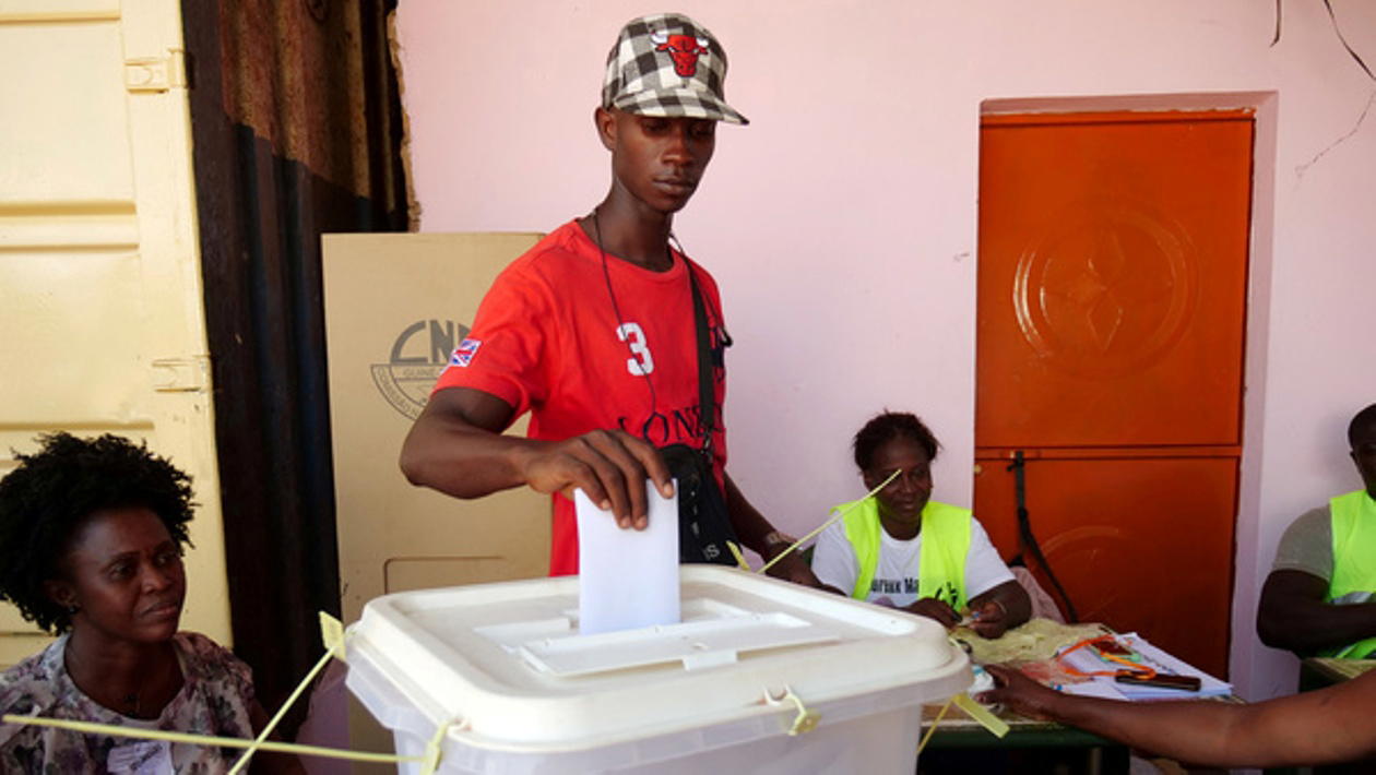 Guinea-Bissau votes in presidential runoff to end turmoil - Vanguard News