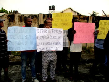 Lekki residents protest against proposed location of school building in residential estate