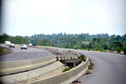 New Year crash: 2 die, 3 injured on Lagos-Ibadan expressway