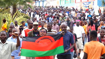 Malawi Police Officers under probe for sexually harassing female protesters