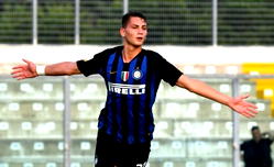 Esposito becomes Milan youngest scorer, breaks 60-year record