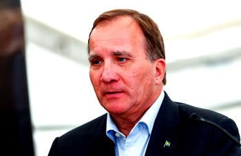 Swedish government postpones unemployment agency reform to defuse crisis