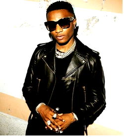 Wizkid mobbed in Ilorin