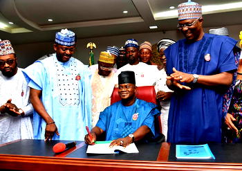 Breaking: Kogi Governor signs N176bn 2020 budget into Law