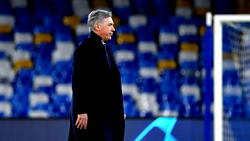 Arsenal plan Carlo Ancelotti talks after Napoli sacking