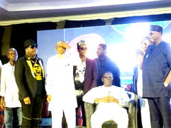 Ebenezer Obey inducted into the Ever Green hall of fame