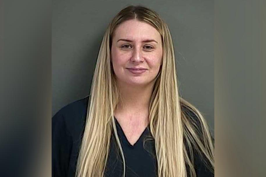 915px x 610px - Oregon mom accused of having sex with 14-year-old boy
