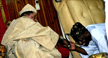 Monarchs who drink and club in public deserves no respect ― Alaafin