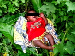 Dumped day-old baby rescued in Niger