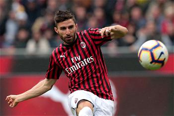 Fabio Borini leaves AC Milan for Verona