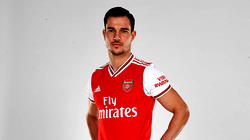 Arsenal sign Southampton defender Cedric Soares on loan