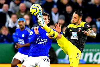 Southampton stun Leicester as Chelsea, Man Utd cruise