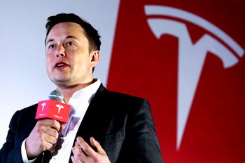 Musk says AI development should be better regulated, even at Tesla