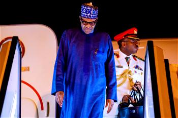 Photos: Buhari returns from UK-Africa Investment Summit